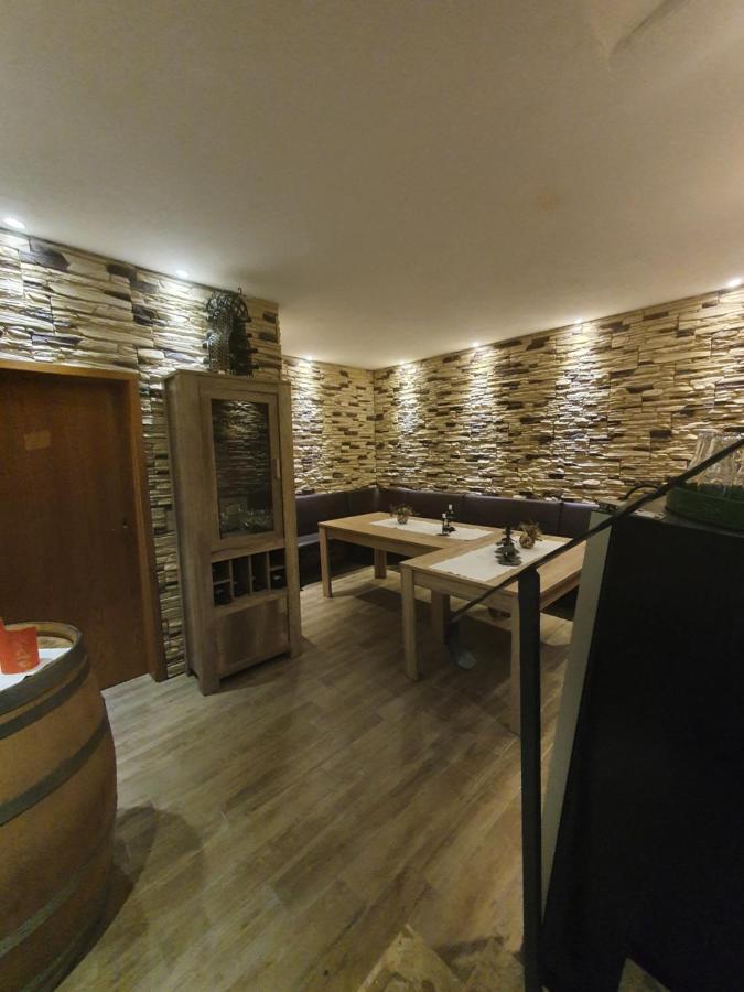 Hotel Zur Traube Freyburg Ngoại thất bức ảnh