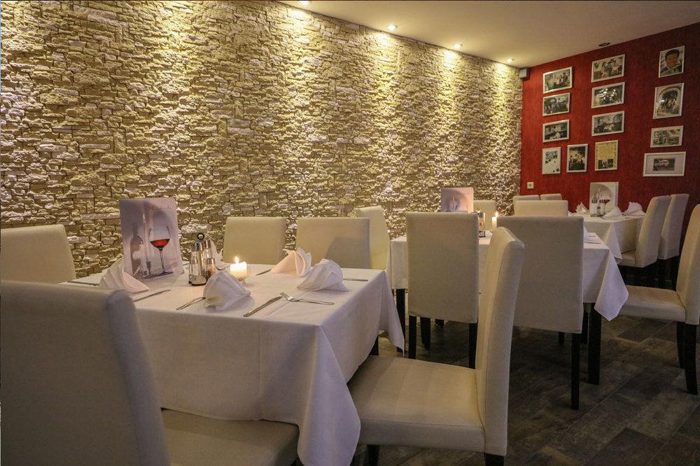 Hotel Zur Traube Freyburg Ngoại thất bức ảnh